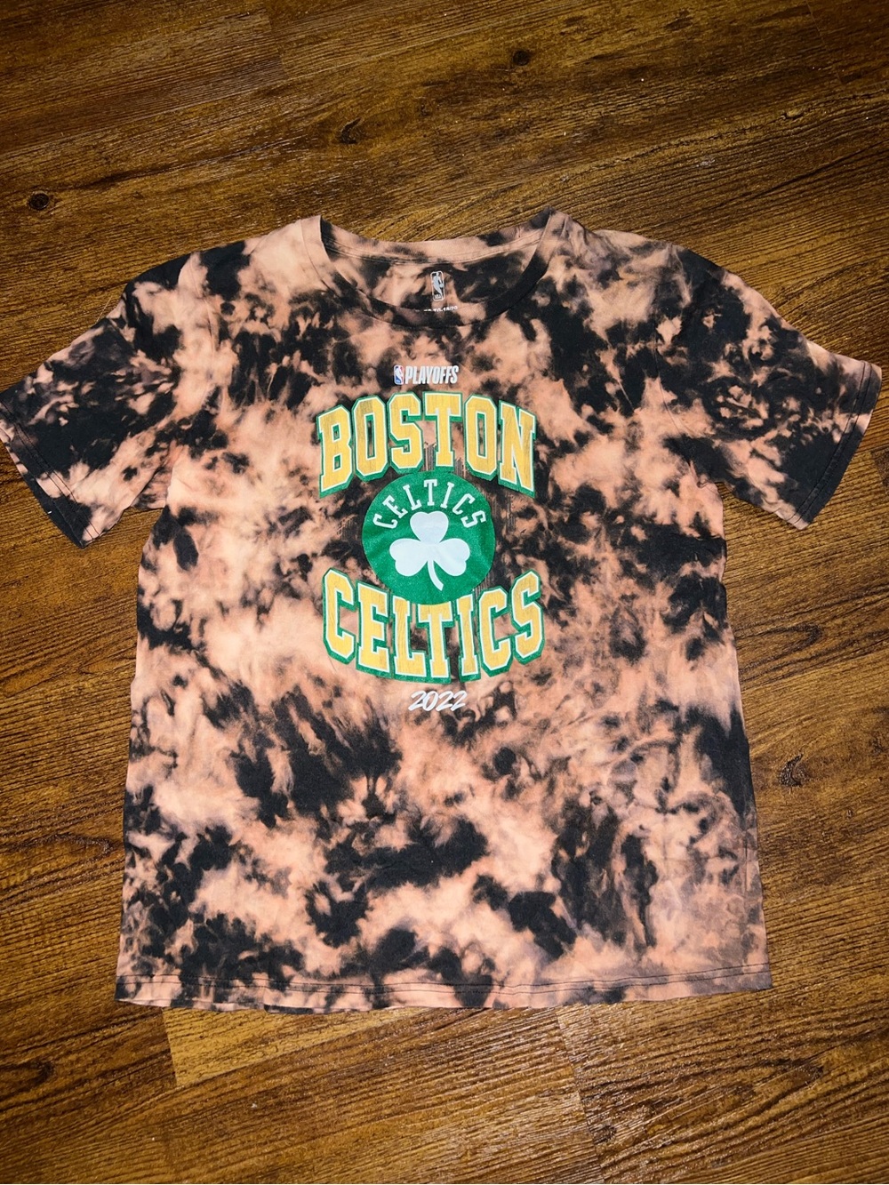 NBA Boston Celtics Black & Orange Tie Dye Kids Graphic T- Shirt Size XL 18/20 - Picture 1 of 4